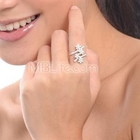 MBLife.com - 18K/750 White Gold Propeller Flowers Diamond Ring MBLife.com - 18K/750 White Gold Propeller Flowers Diamond Ring