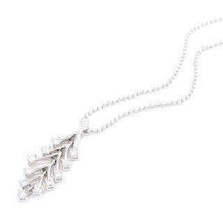 18K White Gold Dangling Pendant with Diamonds