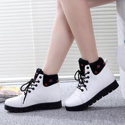Solejoy - Fleece-Lined Lace-Up Ankle Boots Solejoy - Fleece-Lined Lace-Up Ankle Boots