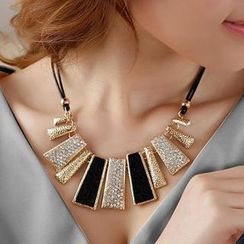 Best Jewellery - Rhinestone Chunky Necklace Best Jewellery - Rhinestone Chunky Necklace