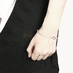 Rememberclick - Cross Bracelet Rememberclick - Cross Bracelet