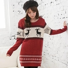 eFashion - Deer-Print Sweater with Neckwarmer