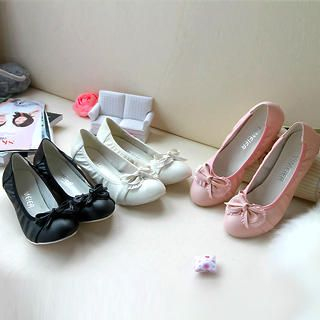 Bow-Accent Scrunch Flats
