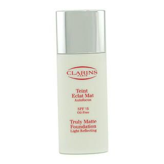 Truly Matte Foundation Light Reflecting SPF15 - # 06 Praline