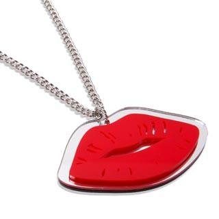 Hot Lips XL Silver Necklace