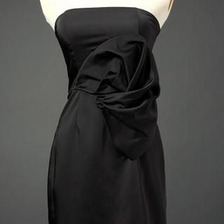 Ruffle-Front Strapless Cocktail Dress Ruffle-Front Strapless Cocktail Dress
