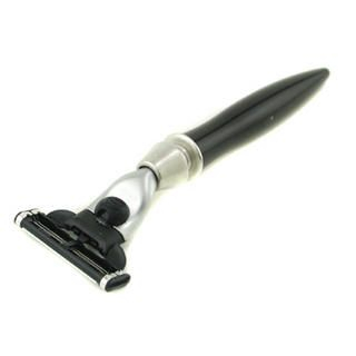 3 Blade Razor - Black 3 Blade Razor - Black