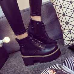 SouthBay Shoes - Lace-Up Platform Short Boots SouthBay Shoes - Lace-Up Platform Short Boots