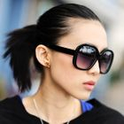 SOHO Central - Oversized Sunglasses