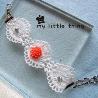 Classic Lace Flower Bracelet