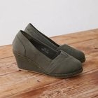 Ni-kiyo - Wedge Slip-Ons