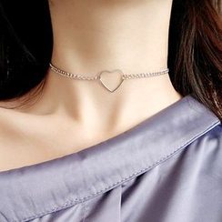 Wind Valley - Metal Chain Heart Choker Wind Valley - Metal Chain Heart Choker