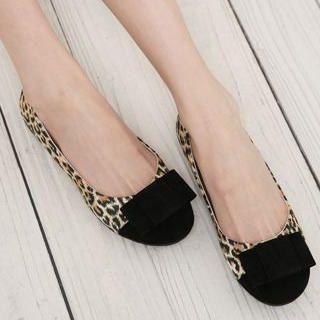 Leopard-Print Panel Appliqué Flats