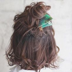 Amedama - Triangle Hair Clamp Amedama - Triangle Hair Clamp