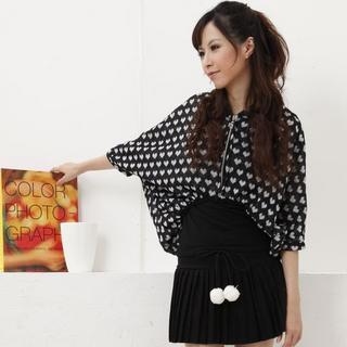 Heart Pattern Cropped Hood Jacket