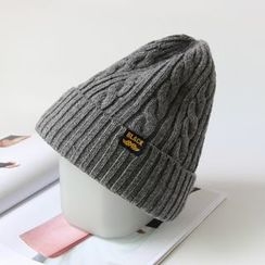 EVEN - Cable Knit Beanie EVEN - Cable Knit Beanie