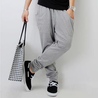 baggy sweatpants