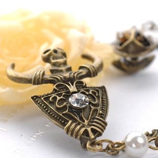 Fit-to-Kill - Crystal Brooch Fit-to-Kill - Crystal Brooch