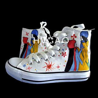 'Sweet Lovers' High-Top Sneakers