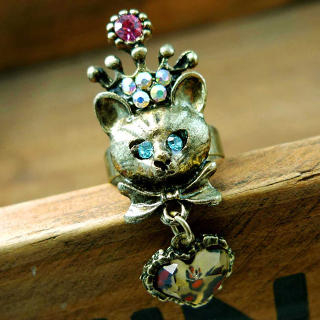 Cat With Leopard Heart Pendant Ring -Copper