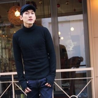 Thumbhole-Sleeve Turtleneck Top Thumbhole-Sleeve Turtleneck Top