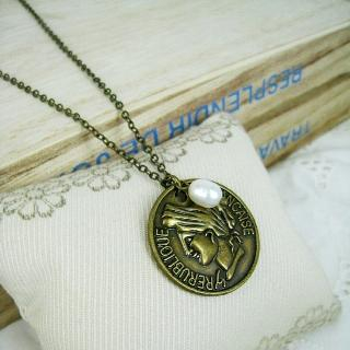 Copper Vintage Coin Short Necklace Copper Vintage Coin Short Necklace