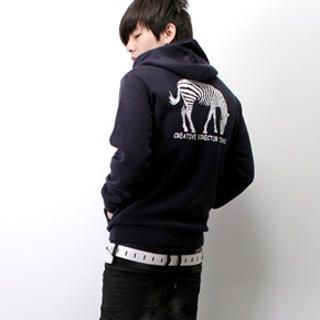 Hooded Print Pullover Hooded Print Pullover