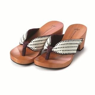 High-Heeled Wood Sandals High-Heeled Wood Sandals