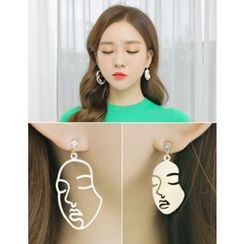 soo n soo - Face Shape Dangle Earrings soo n soo - Face Shape Dangle Earrings