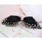 Fit-to-Kill - Diamond Bow Hairpin With Feather -Black