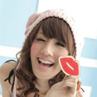 Sweet & Co. - Hot Lips XL Gold Necklace