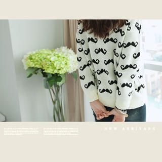 Mustache-Print Knit Top Mustache-Print Knit Top
