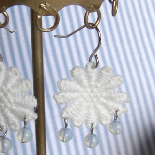Vintage Lace Flower Earrings