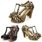 REDOPIN - T-Strap Sandals