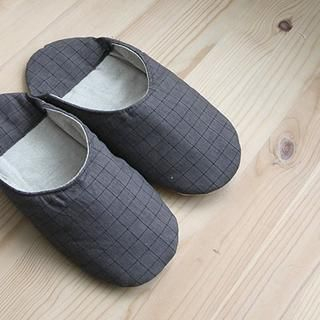 Check Slippers