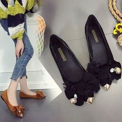 Sofree - Bow Accent Pointed Flats Sofree - Bow Accent Pointed Flats