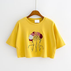 Sunny Day - Embroidered Cropped T-Shirt Sunny Day - Embroidered Cropped T-Shirt
