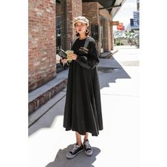 PPGIRL - Lettering A-Line Loose-Fit Dress PPGIRL - Lettering A-Line Loose-Fit Dress
