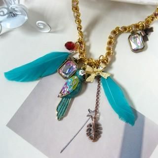 Retro Feather Necklace Retro Feather Necklace