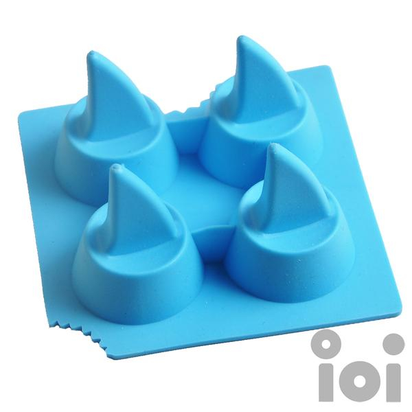 ioishop Shark Ice Tray | YESSTYLE